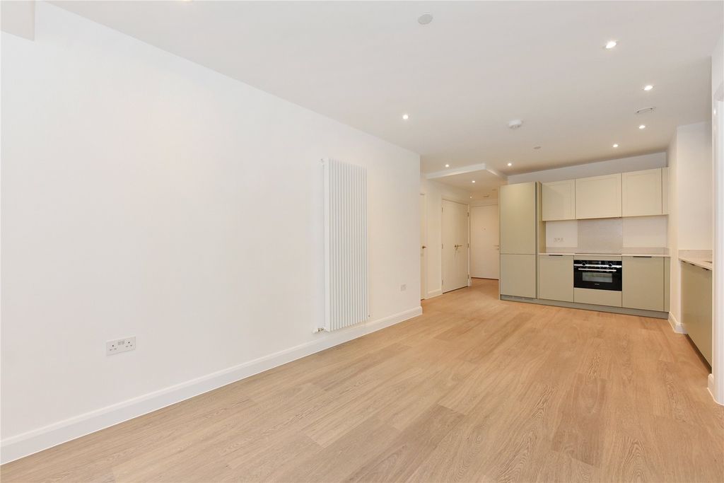 Property photo 3 of 9 Reception Room