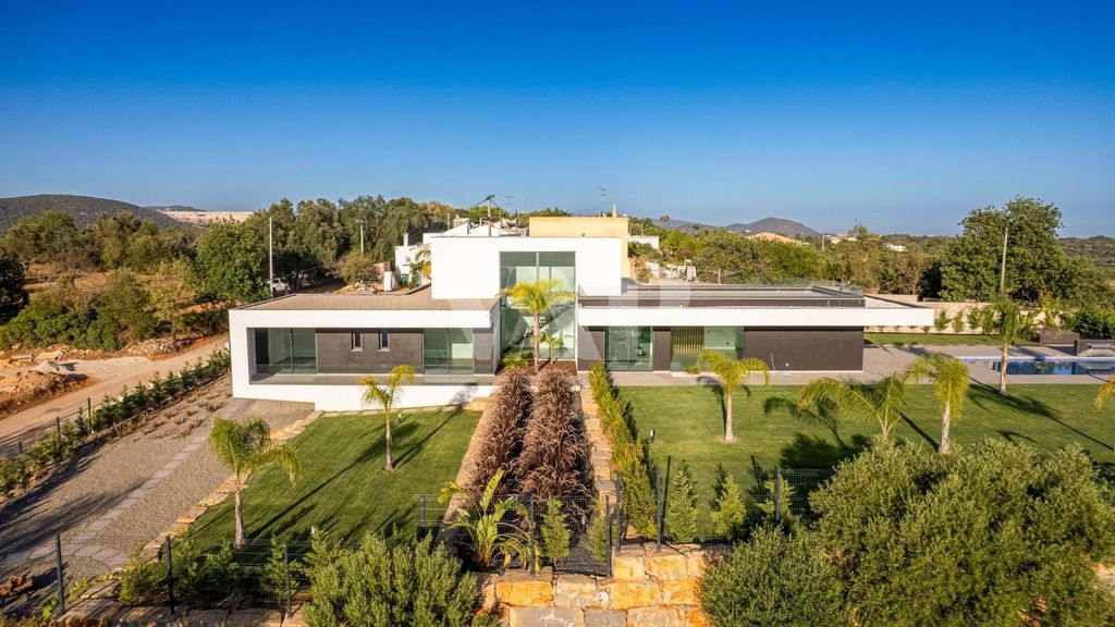 Property photo 1 of 13 5 Bedroom Villa With Pool, Sea And Countryside Views, Boliqueime