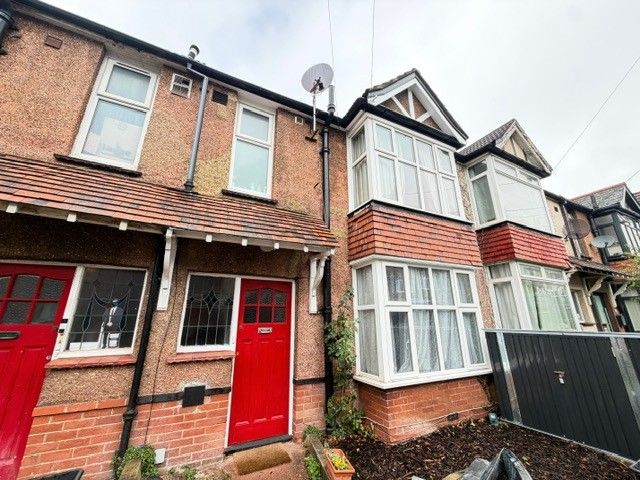 Property photo 1 of 11