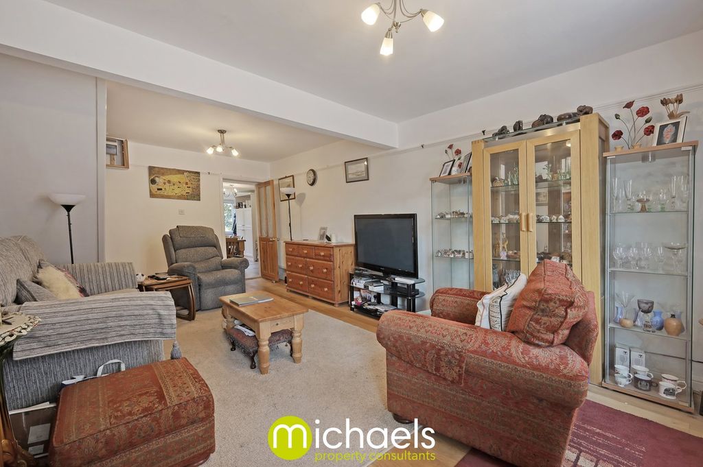 Property photo 3 of 26