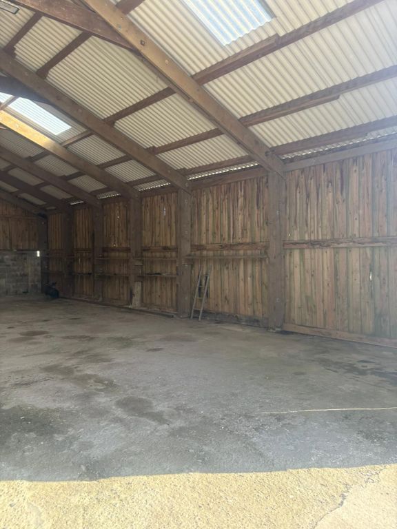 Property photo 3 of 3