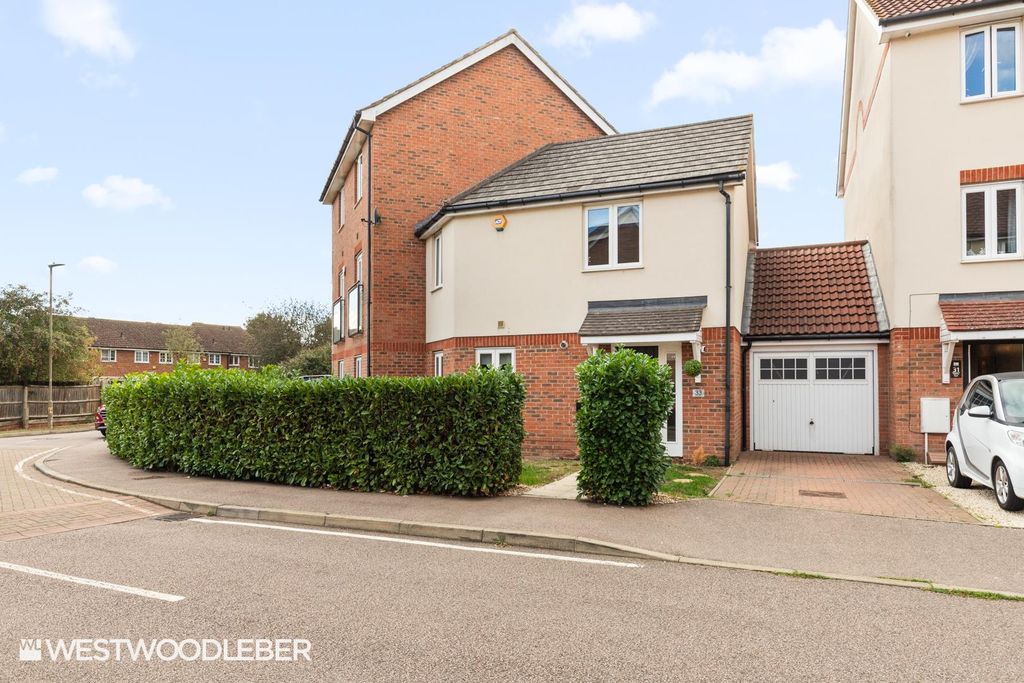 Property photo 1 of 23 Robiniaroad_31.Jpg