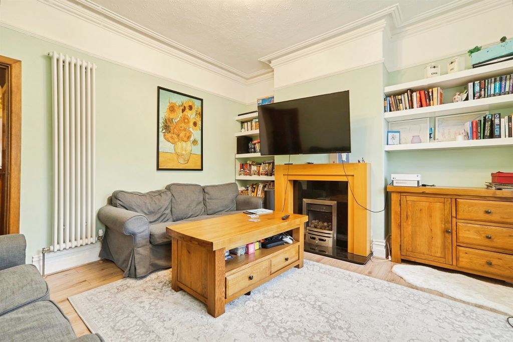 Property photo 3 of 17