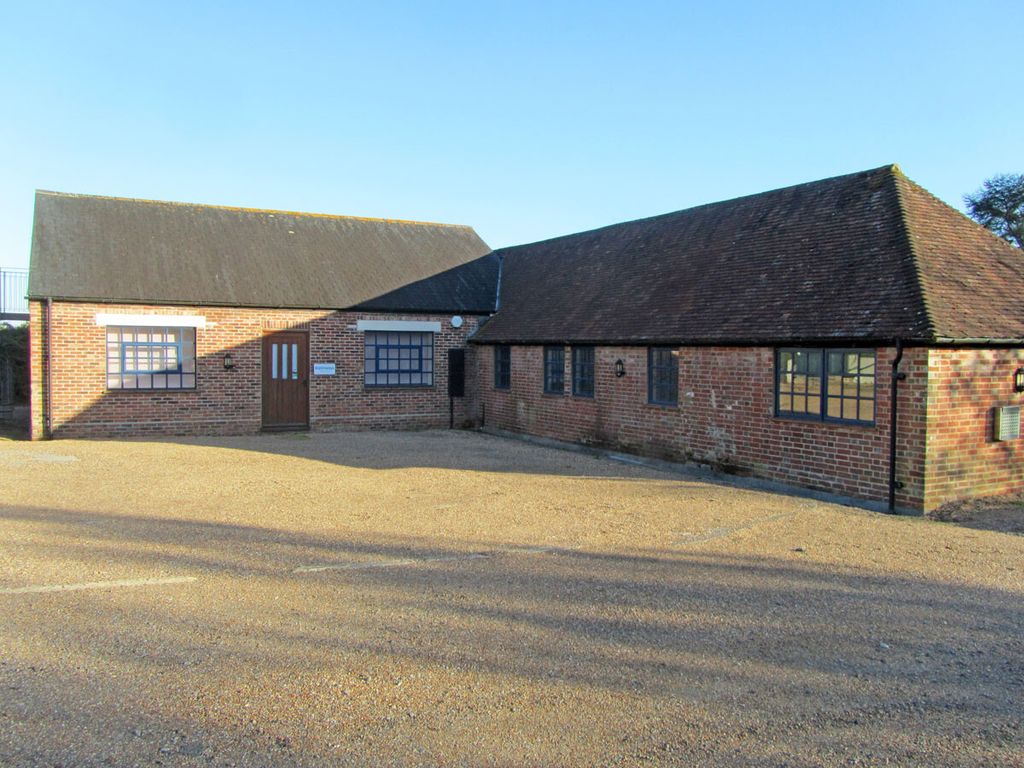 Property photo 1 of 11 Maple Barn, Buckham Hill