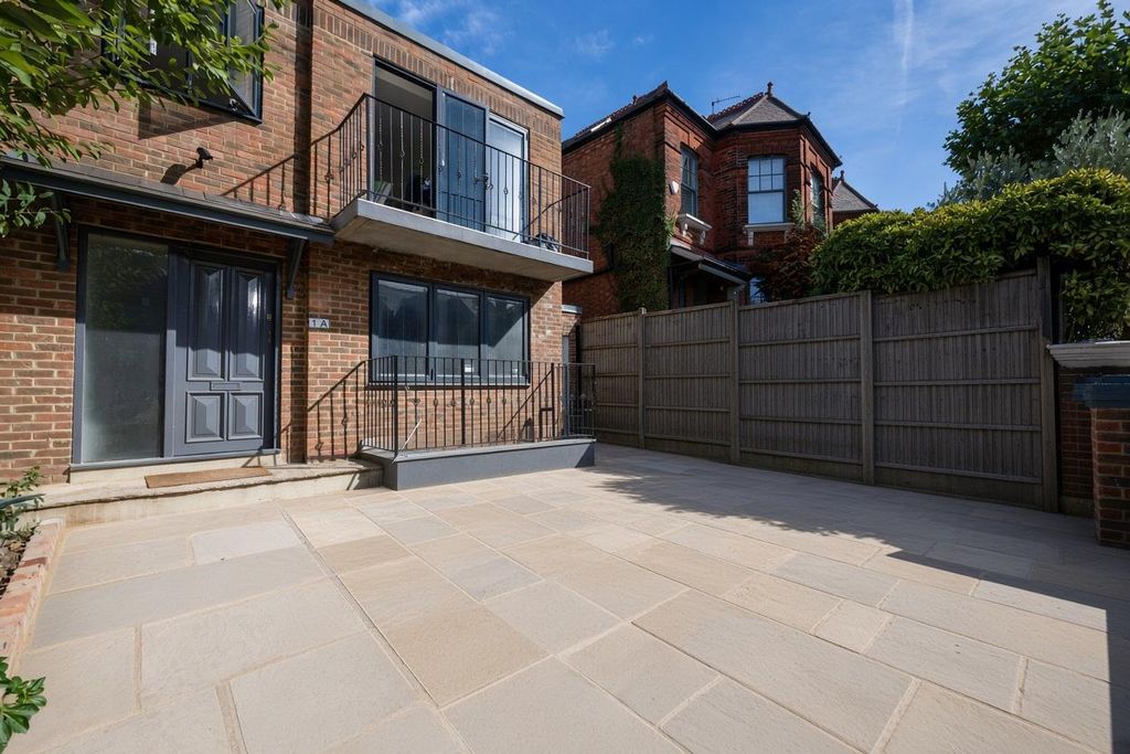 Property photo 1 of 20 G4Eie.Jpg