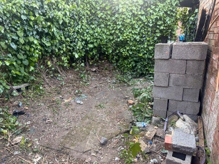 Property photo 2 of 8