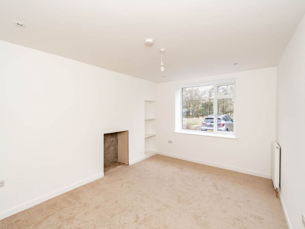 Property photo 2 of 15 Interiors-20