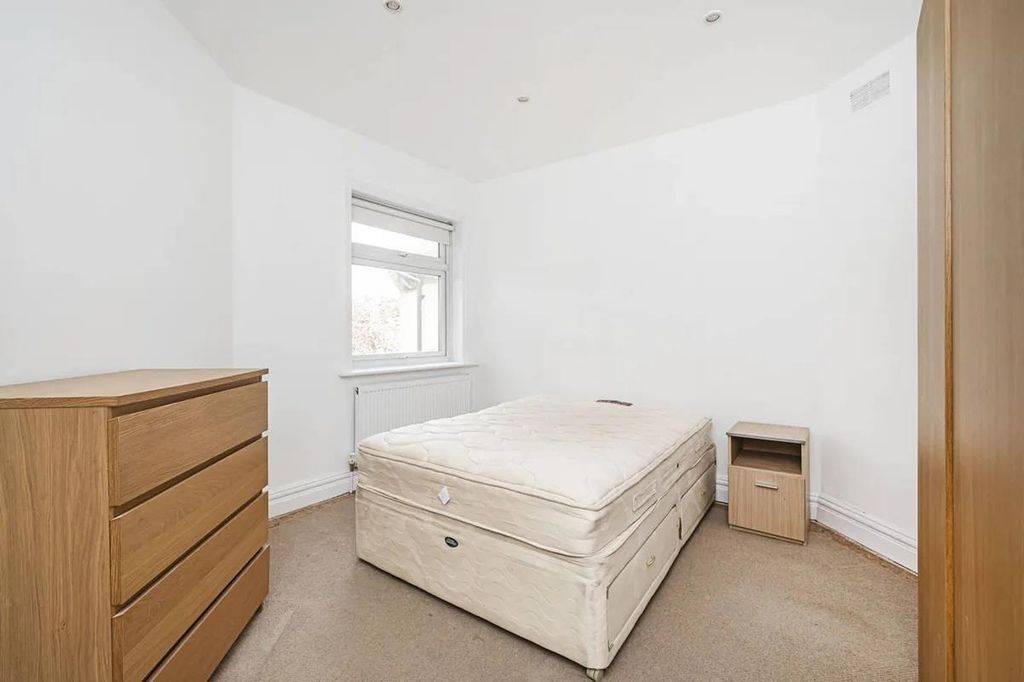 Property photo 3 of 7 3.Jpg