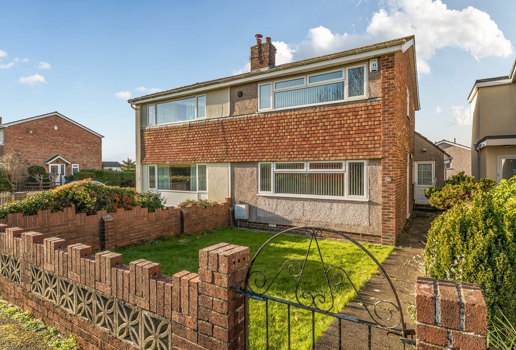 Property photo 2 of 21 1395928-2-695E650...