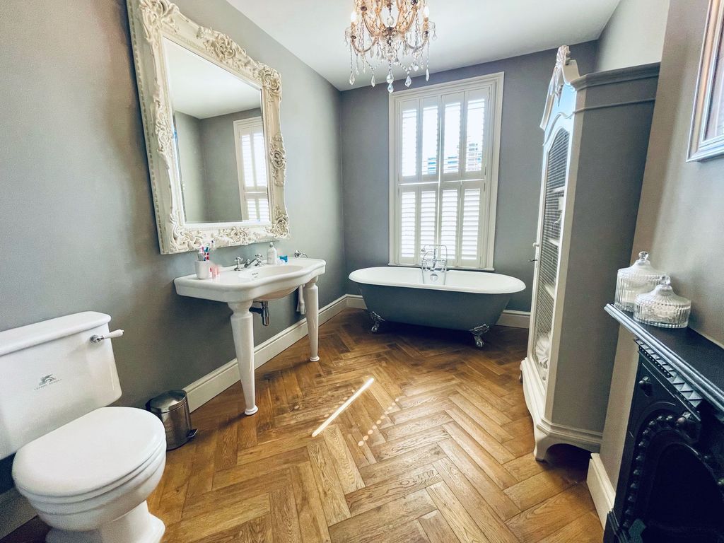 Additional image 22 of 4 bed terraced house for saleBexton Road, Knutsford WA16