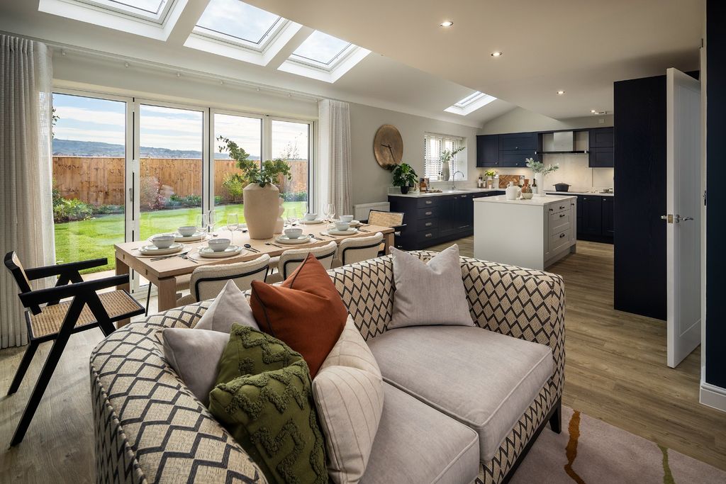 Property photo 3 of 14 4566542