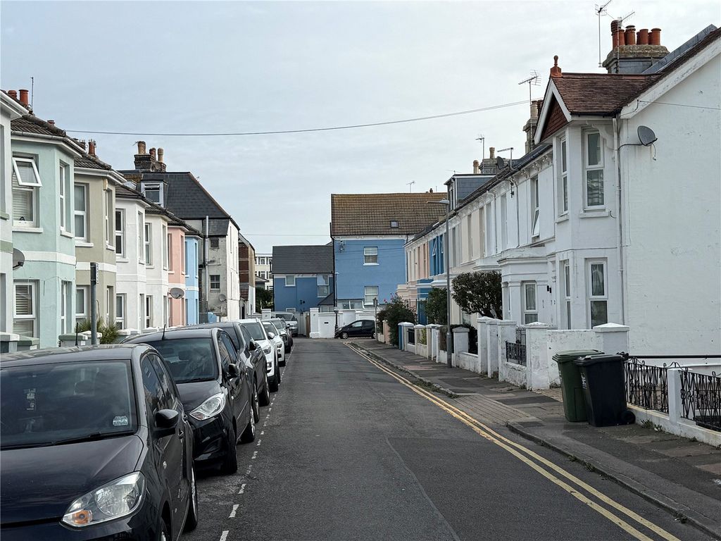 Property photo 2 of 4 Picture No. 01