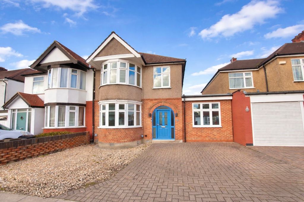 Property photo 1 of 25