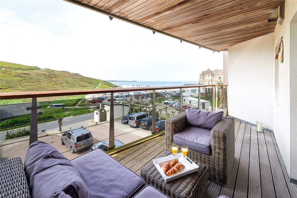 Property photo 3 of 14 Picture No. 02