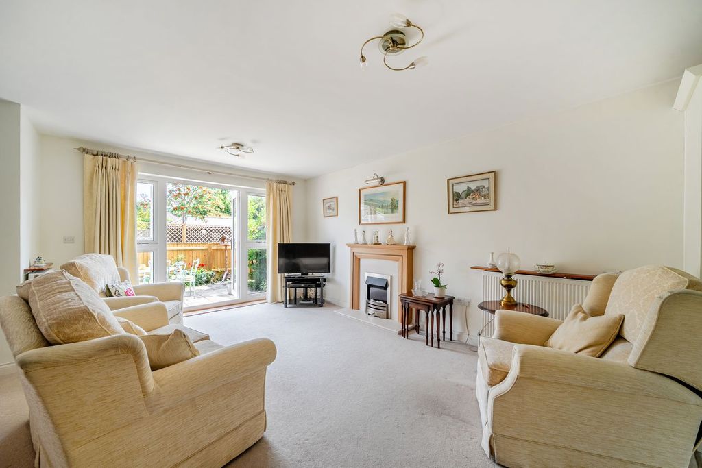 Property photo 3 of 13