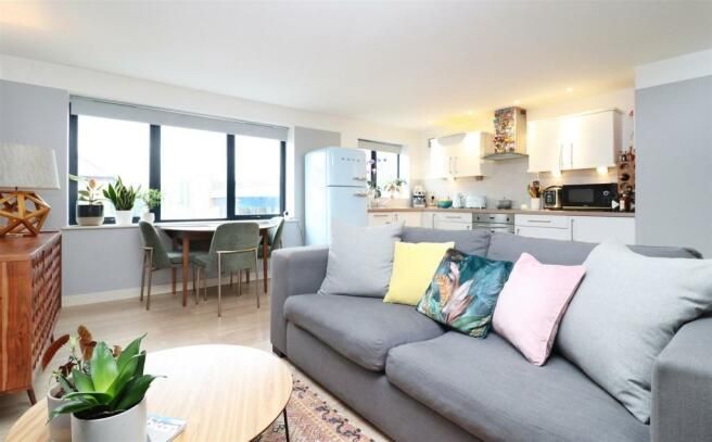 Property photo 2 of 10