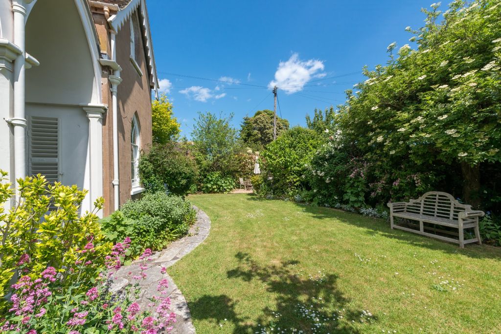 Property photo 3 of 29 Picture No. 62