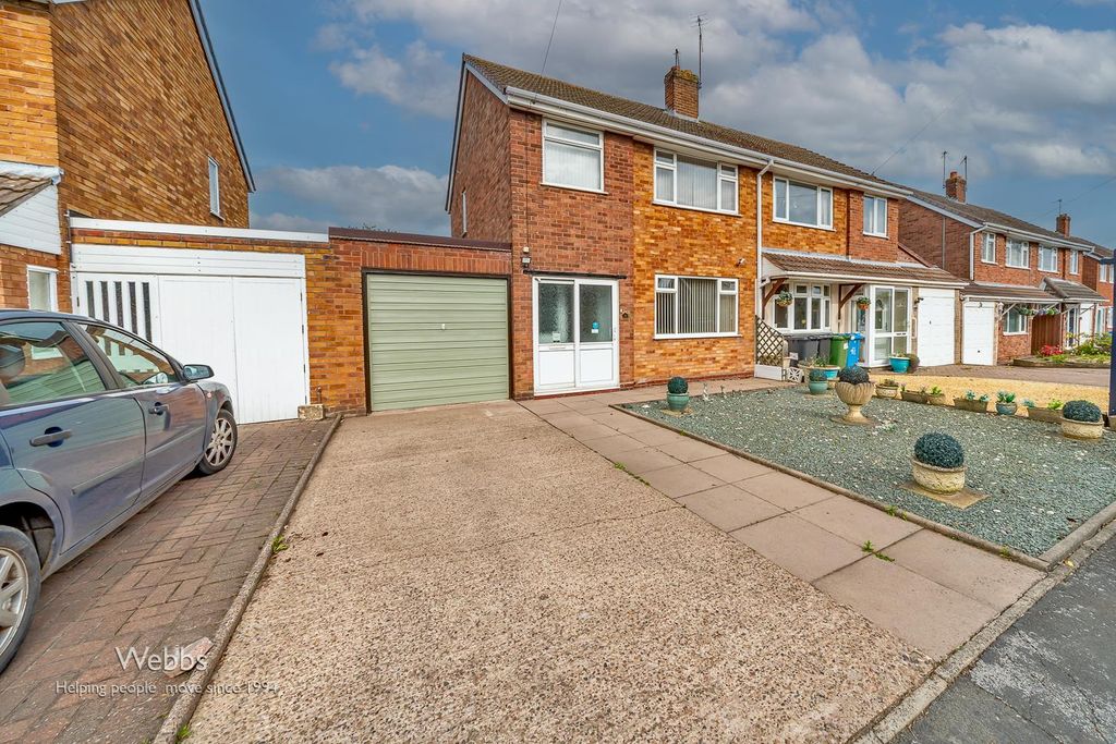 Property photo 1 of 22 Â© Webbs Estate Agents Â© (28 Of 28).Jpg