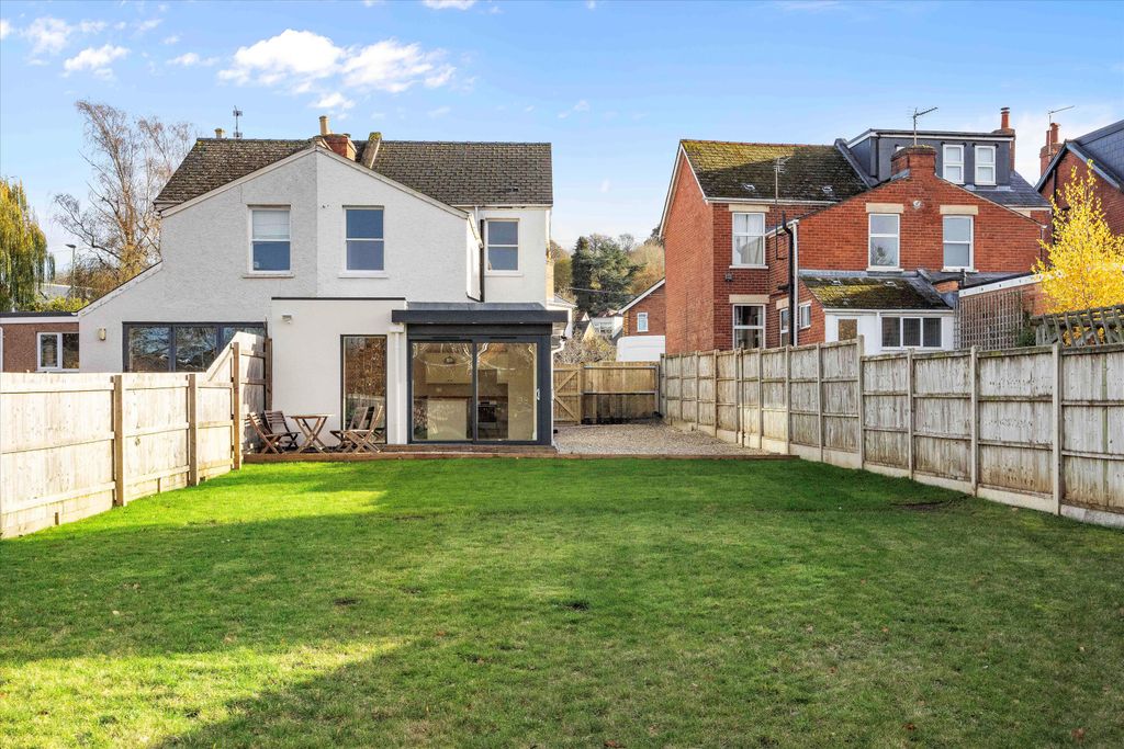 Property photo 2 of 22 Image