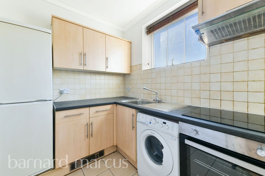 Property photo 2 of 6 Image