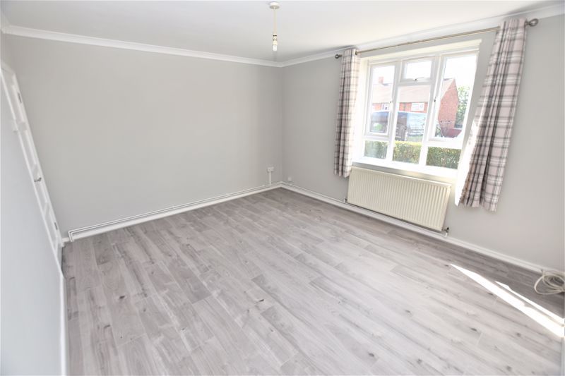 Property photo 3 of 10 Photo 6