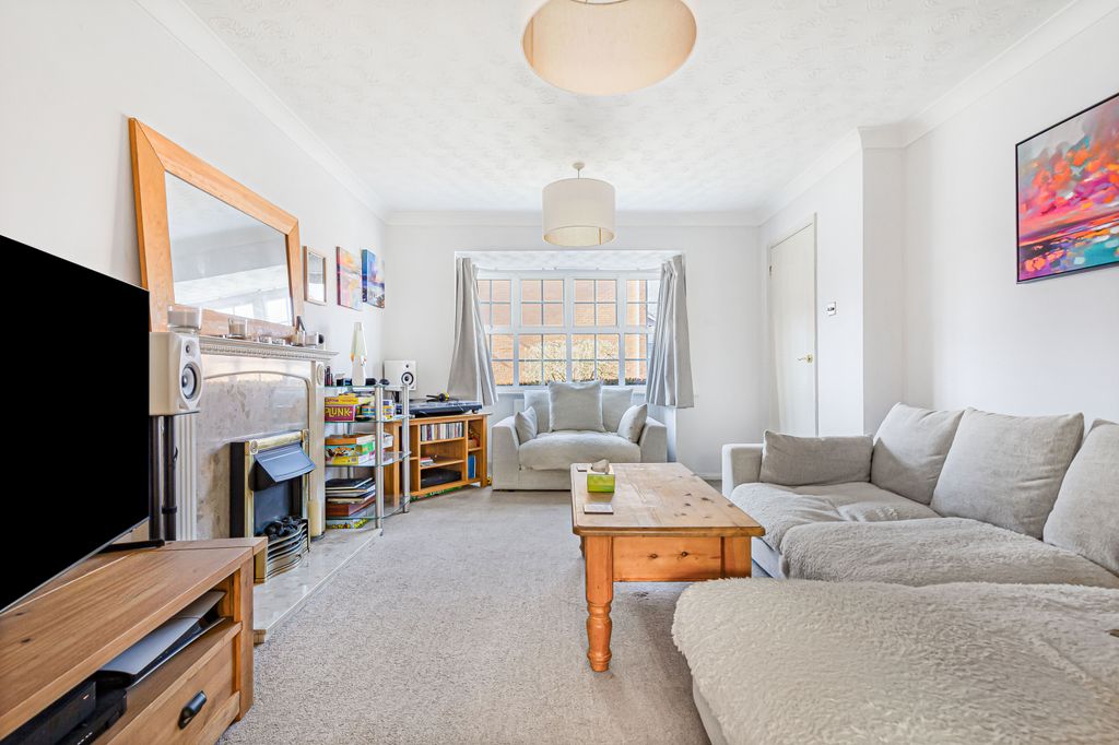 Property photo 2 of 25 575090