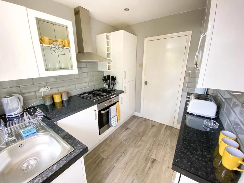Property photo 2 of 14