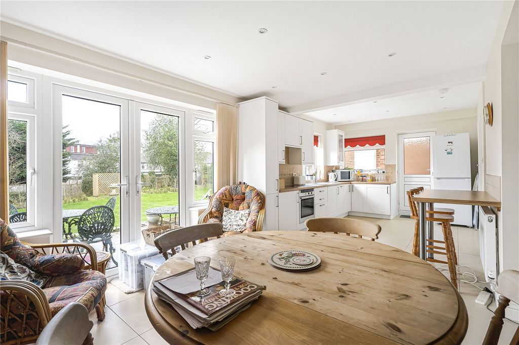 Property photo 3 of 16 Picture No. 09