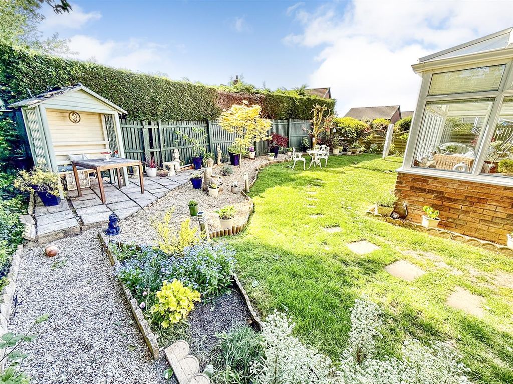 Additional image 4 of 3 bed detached bungalow for saleMaes Y Llan, Llansantffraid SY22
