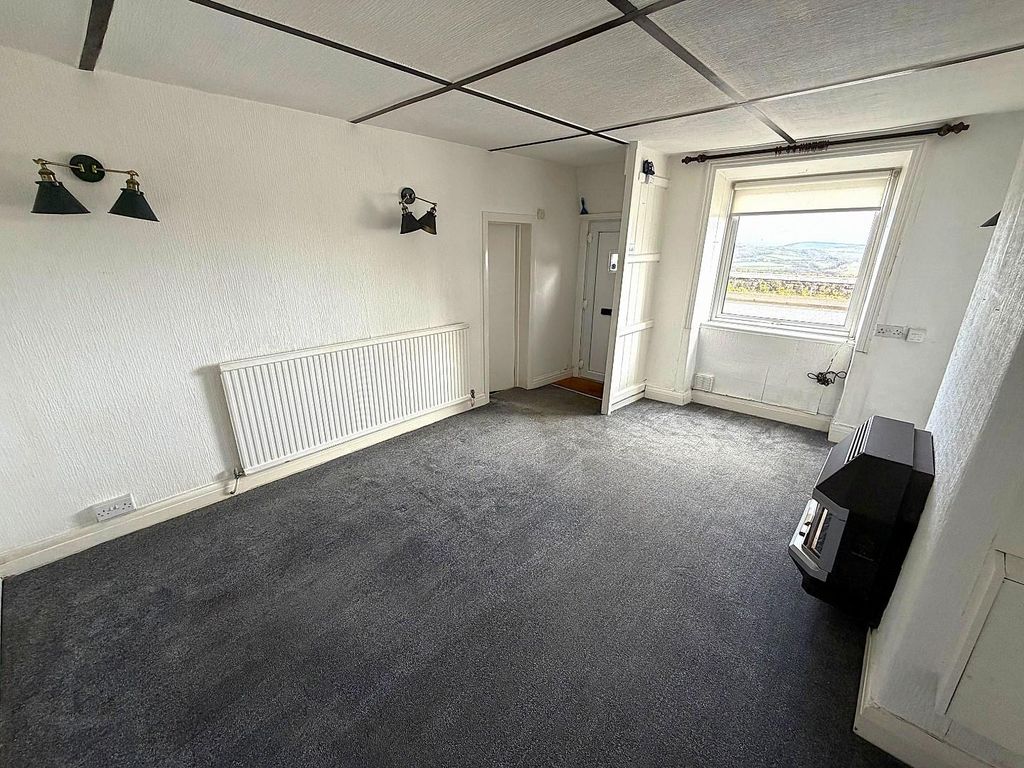 Property photo 2 of 11 2.Jpg