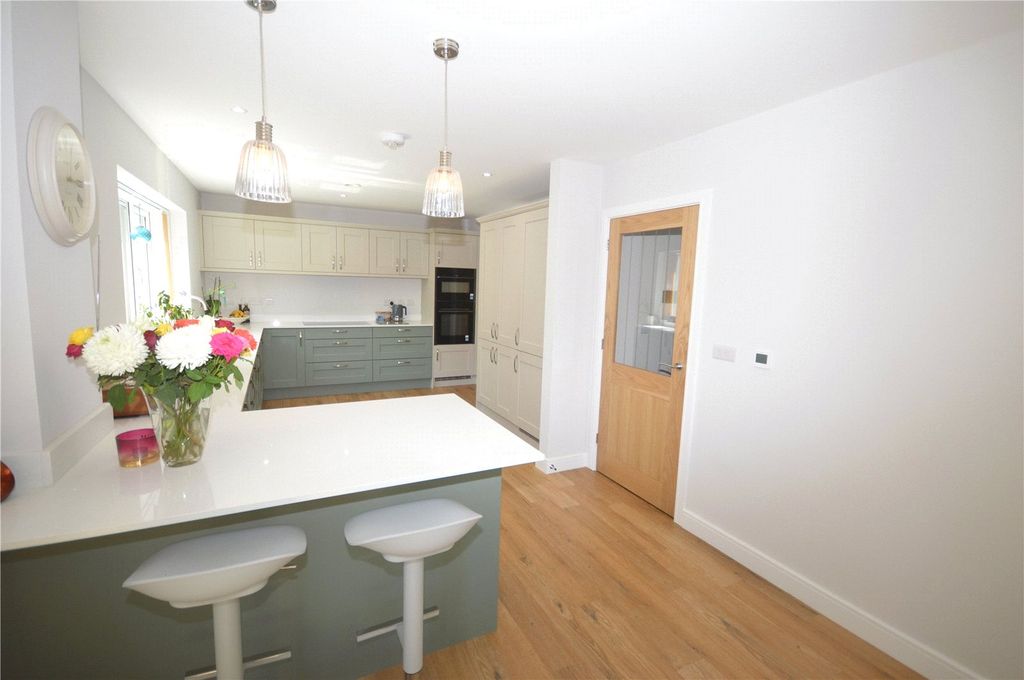 Property photo 3 of 15 Picture No. 40