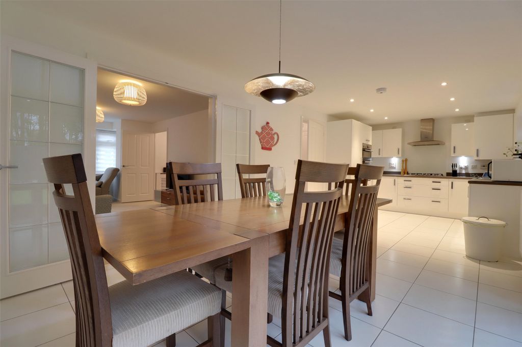 Property photo 3 of 13 3 - Dining