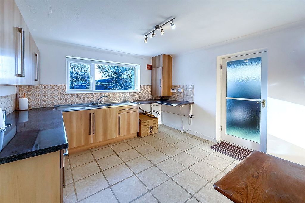 Property photo 3 of 22 Picture No. 07