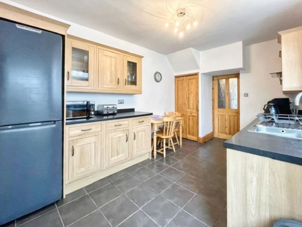 Property photo 3 of 36
