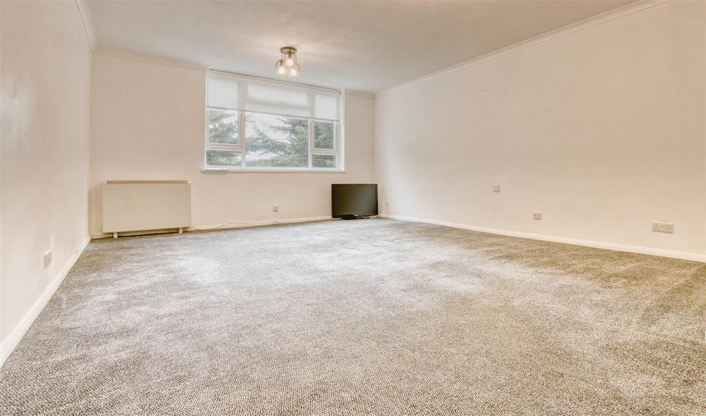 Property photo 1 of 6 1_Img_3342_1.Jpg
