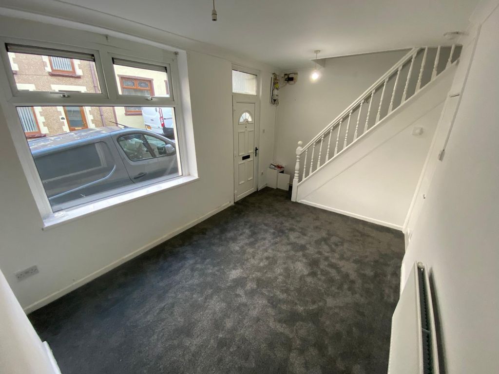 Property photo 1 of 5 Front