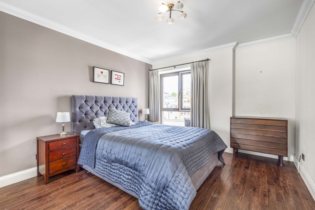 Property photo 3 of 16 11