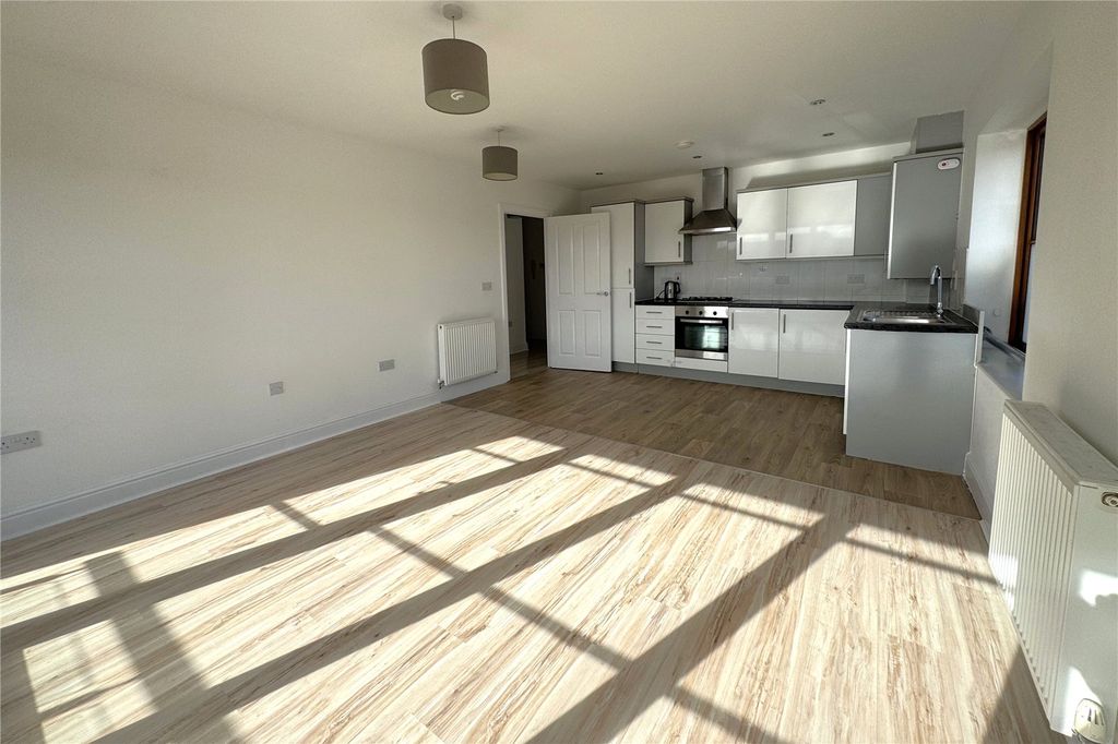 Property photo 3 of 9 Picture No. 20