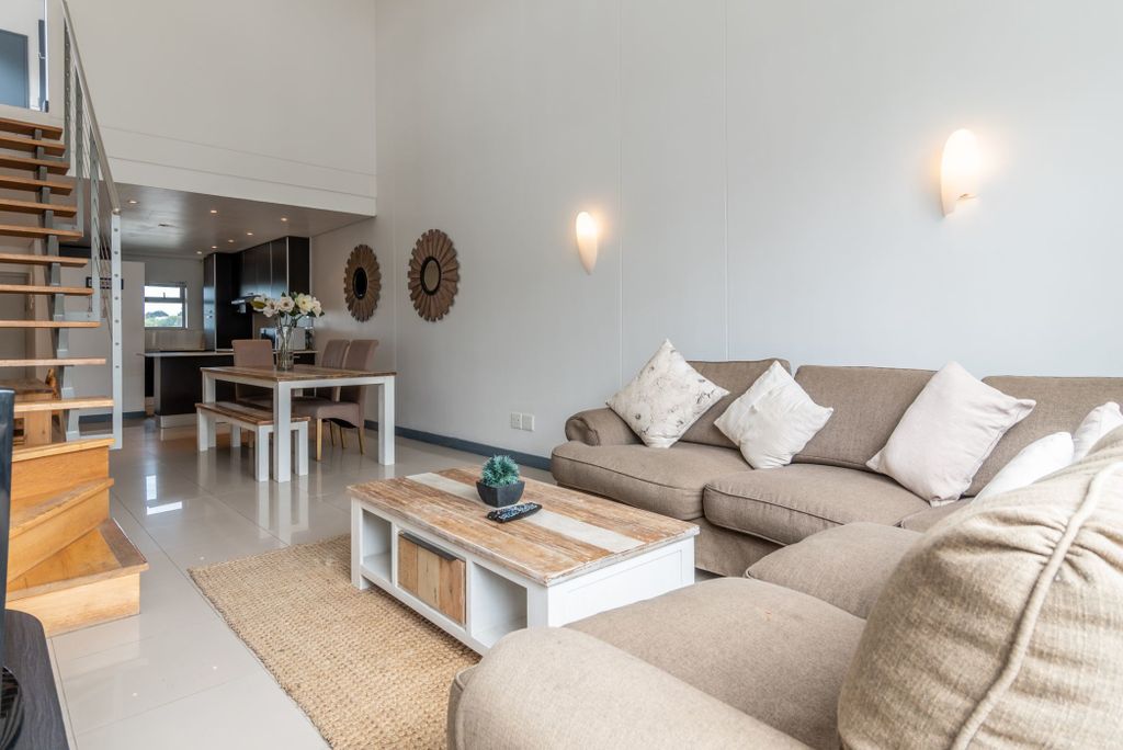 Property photo 3 of 26 Kw1589058