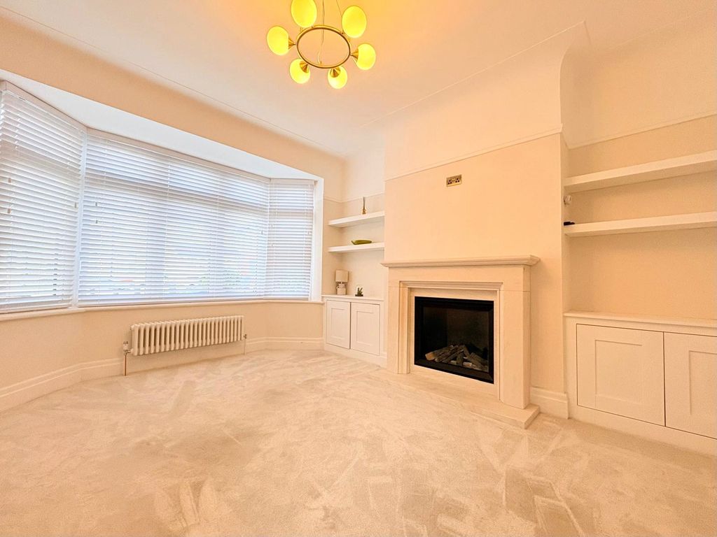 Property photo 2 of 14 Picture No. 29