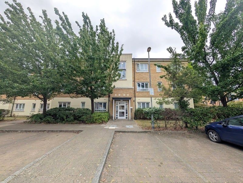 Property photo 1 of 6