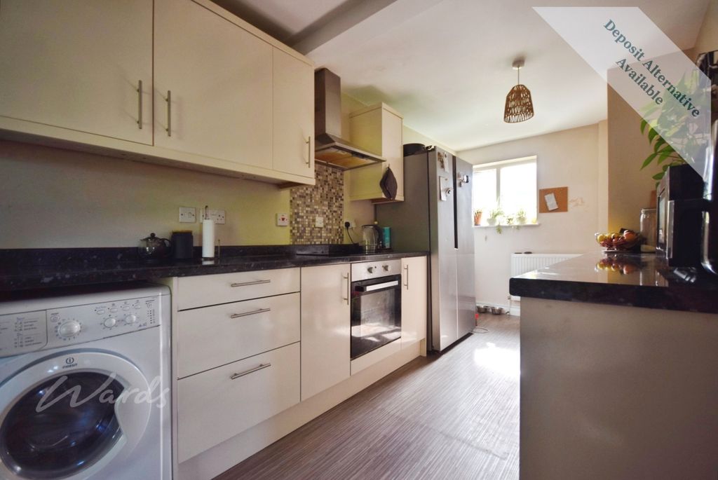 Property photo 2 of 11 The Tideway Kitchen