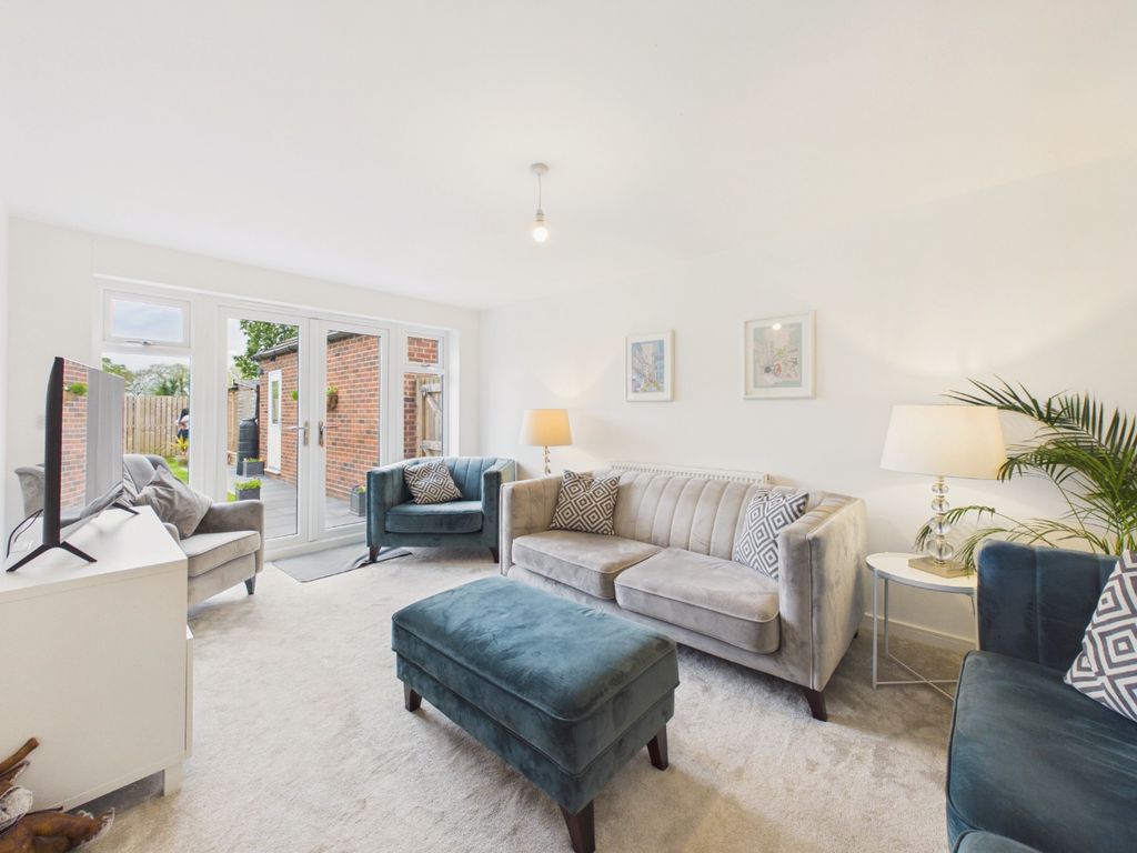 Property photo 2 of 22 5052344
