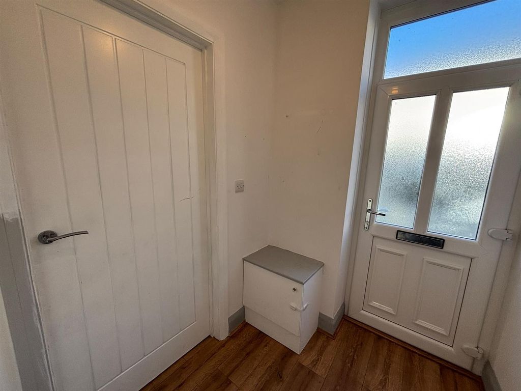 Property photo 3 of 23 Deri (1).Jpeg