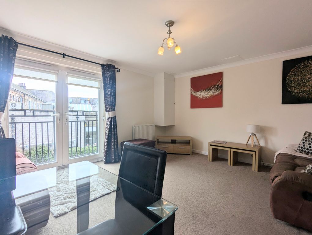 Property photo 2 of 9
