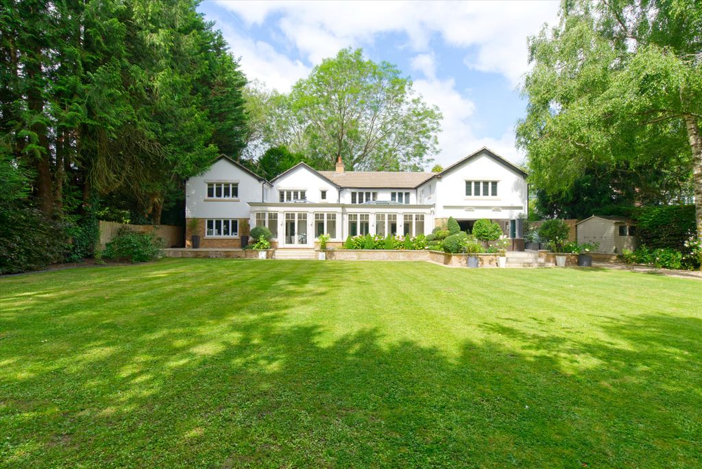 Property photo 1 of 18 Image