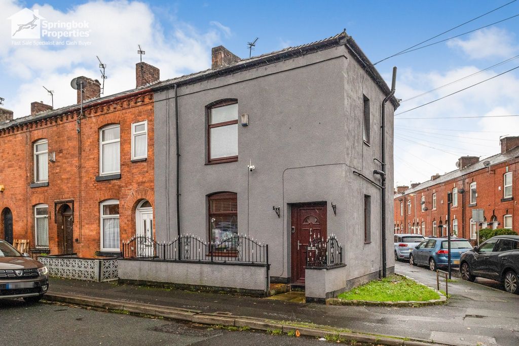 Property photo 1 of 13 Front View