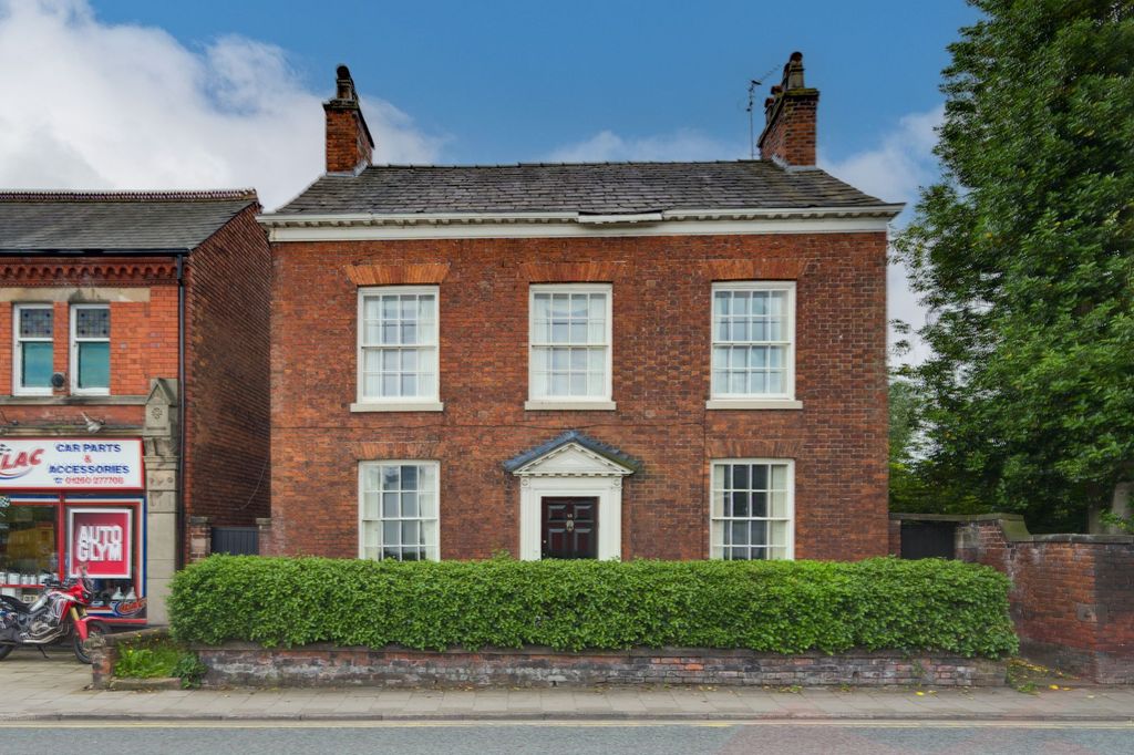Property photo 1 of 36