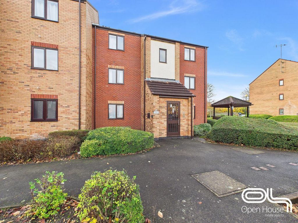 Property photo 1 of 9 Front (Exterior)