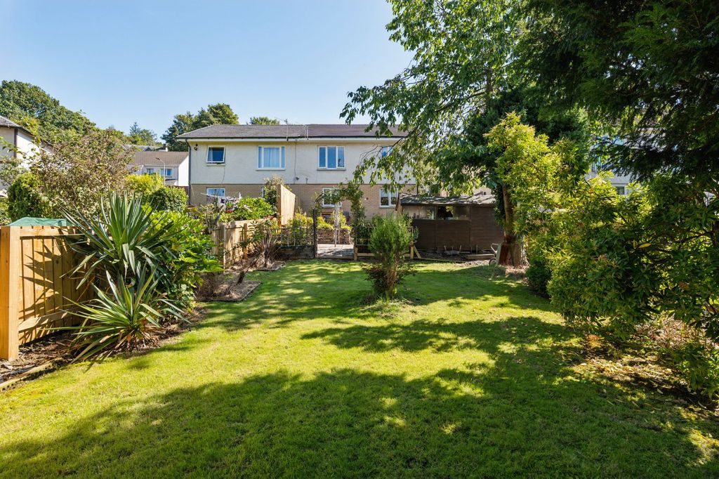 Property photo 2 of 24
